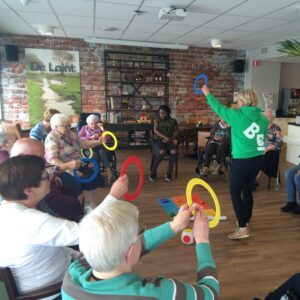 BeweegBuro in actie met sport en spel voor senioren in Hoogeloon